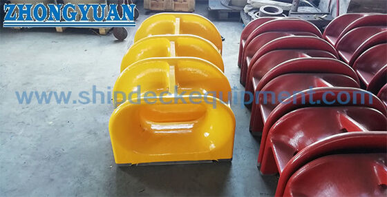 Chock de amarre de acero fundido montado en cubierta. ISO 13713 Tipo A para amarre y remolque de barcos.