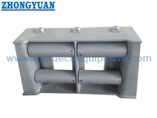 Siete rodillos Universal Fairlead con rodillo superior. CB 3062 Tipo D para amarre y remolque de buques.