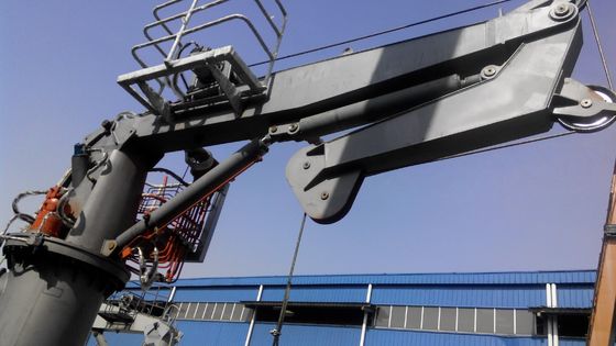 Grúa hidráulica de la matanza del auge del nudillo del pedestal Equipo de la cubierta de la nave